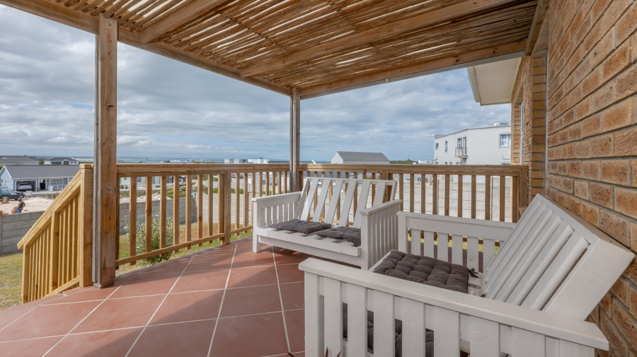 3 Bedroom Property for Sale in Struisbaai Western Cape